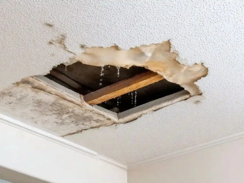 Why Chimney Roof Leaks Are So Hard to Pinpoint