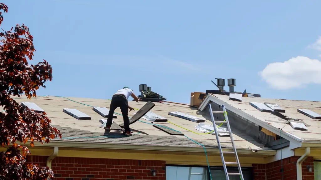 roof repair vs replacement